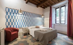 F7 - Santa Croce One Bedroom Flat For 2 Or 3 Guests